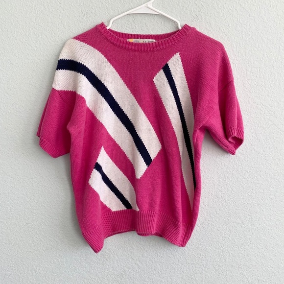Vintage Sweaters - Vintage Chaus Pink Geometric Short Sleeve Sweater